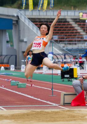 愛媛　陸上　女子 愛媛新聞ONLINE